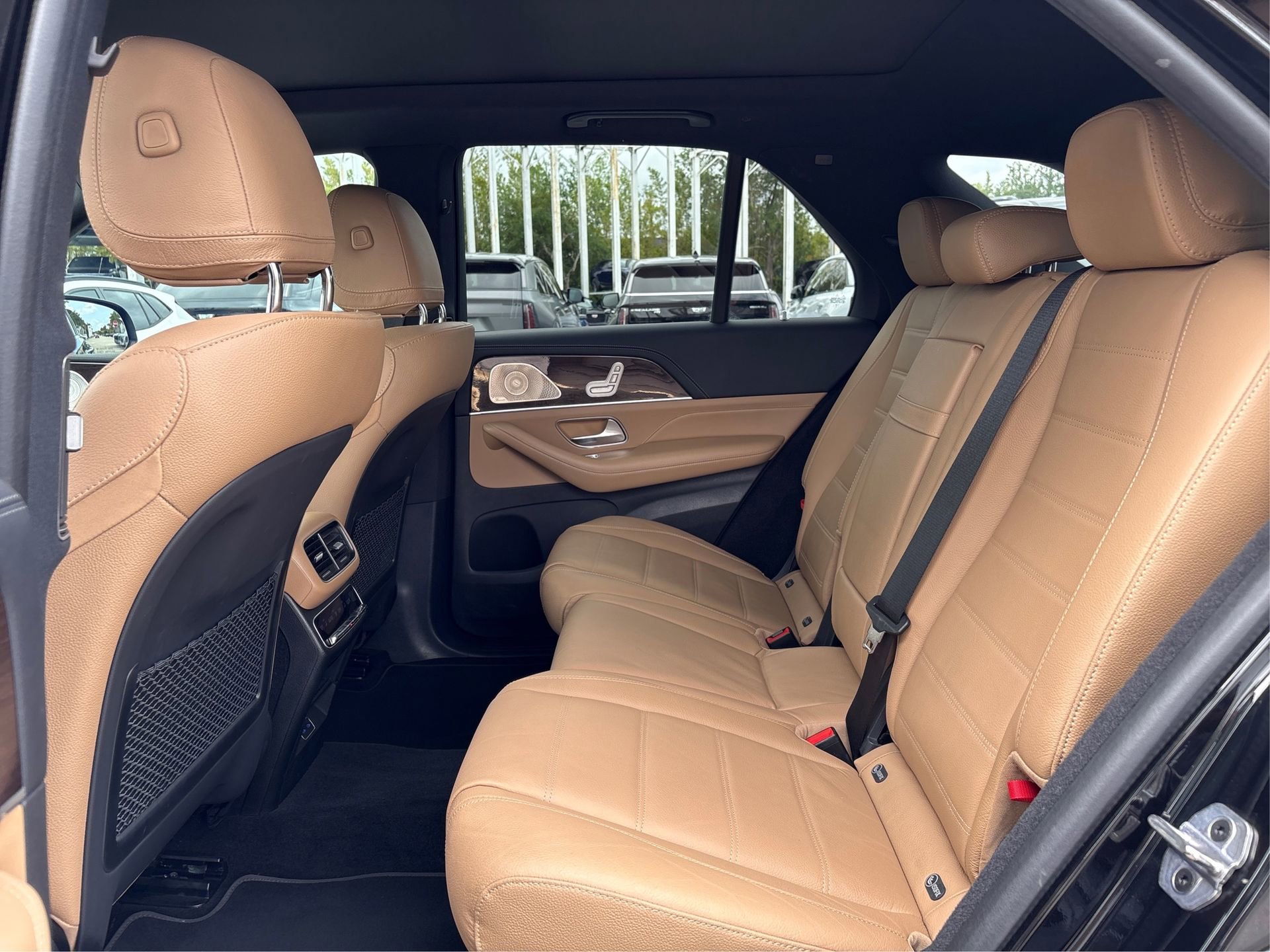 Used 2024 Mercedes-Benz GLE 350 4MATIC image 10