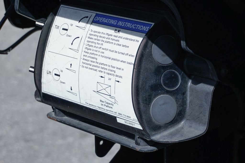 Used 2016 Ford F650 2WD Regular Cab Super Duty image 15