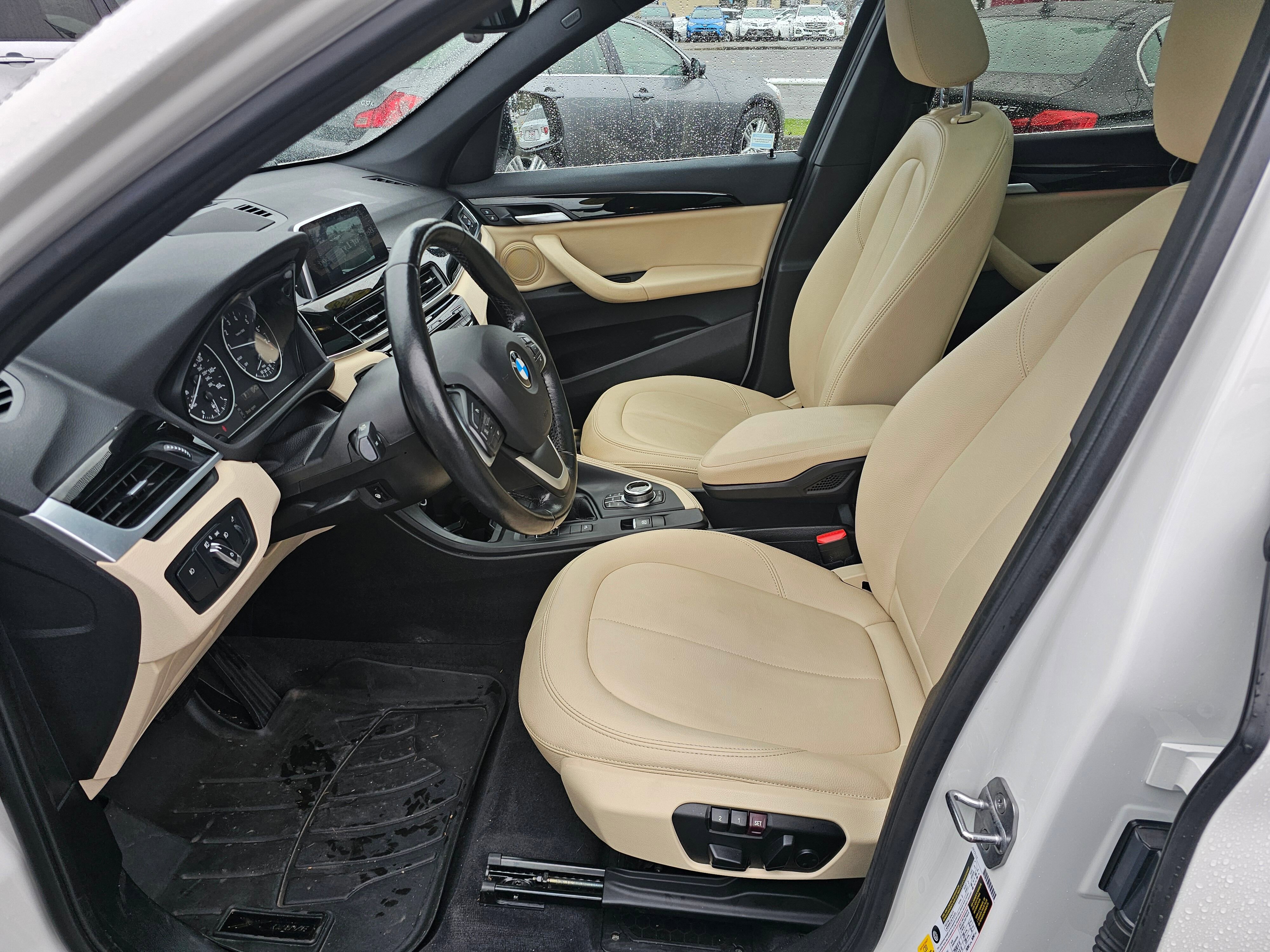Used 2018 BMW X1 xDrive28i image 21
