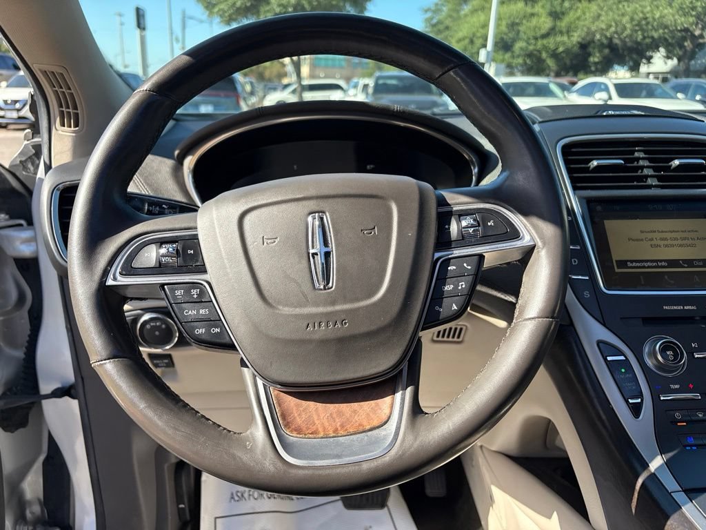 Used 2019 Lincoln Nautilus Reserve FWD image 13