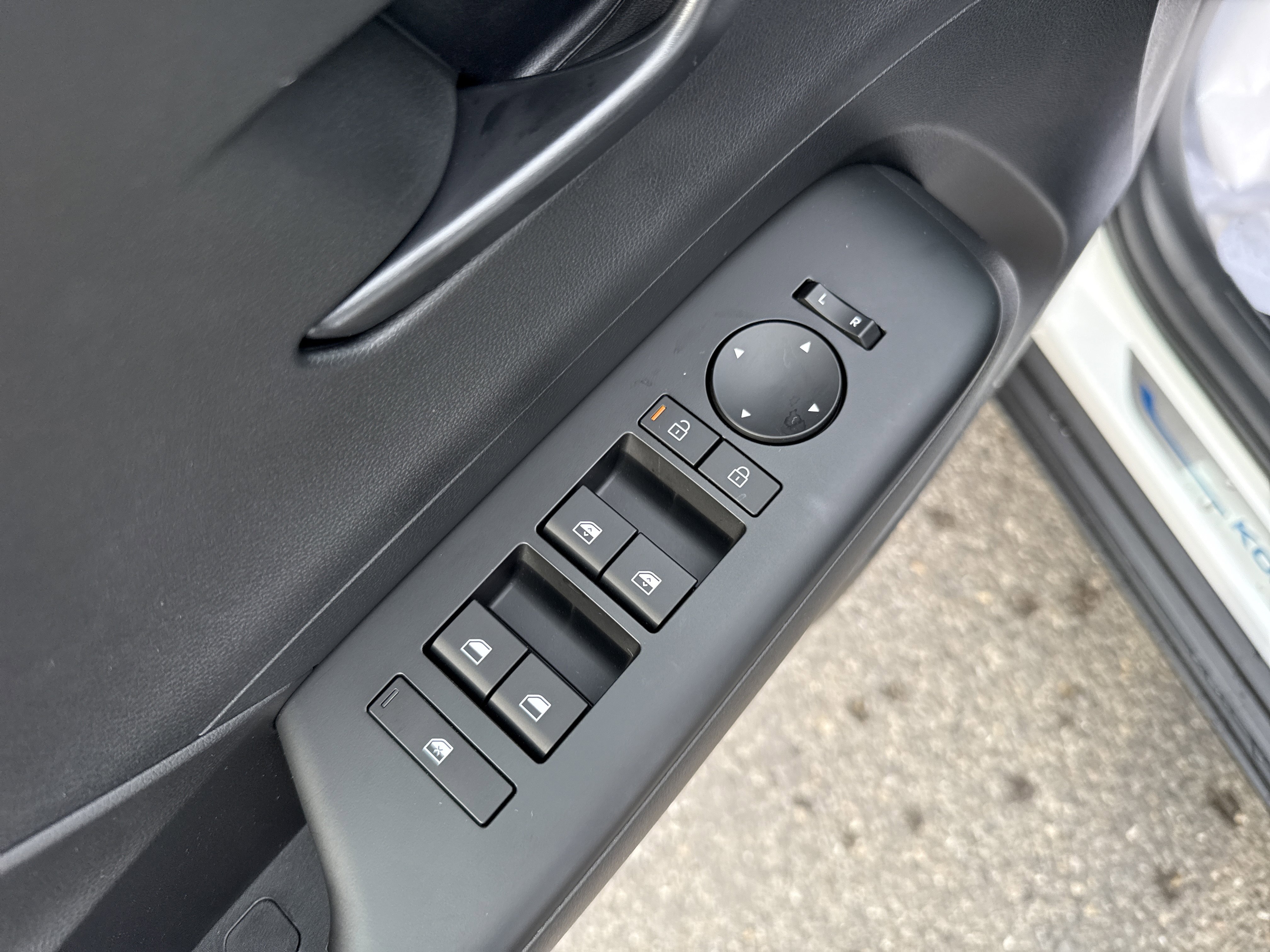 New 2026 Hyundai Kona SEL Sport image 13