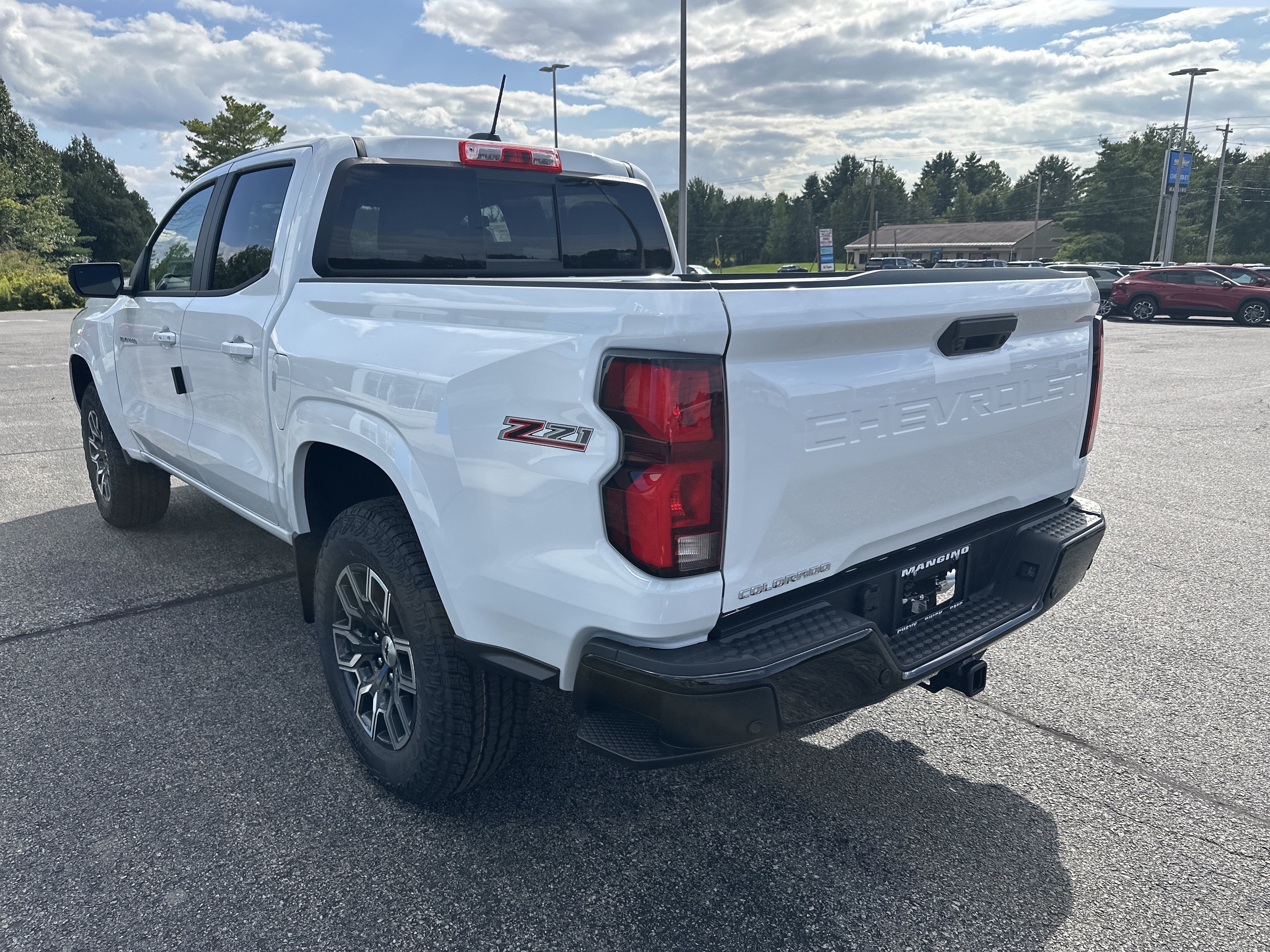 New 2026 Chevrolet Colorado Z71 w/ Technology Package AWD/4WD image 4