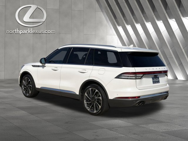 Used 2021 Lincoln Aviator Reserve w/ Equipment Group 202A AWD/4WD image 2