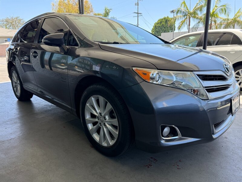 Used 2013 Toyota Venza LE FWD image 7