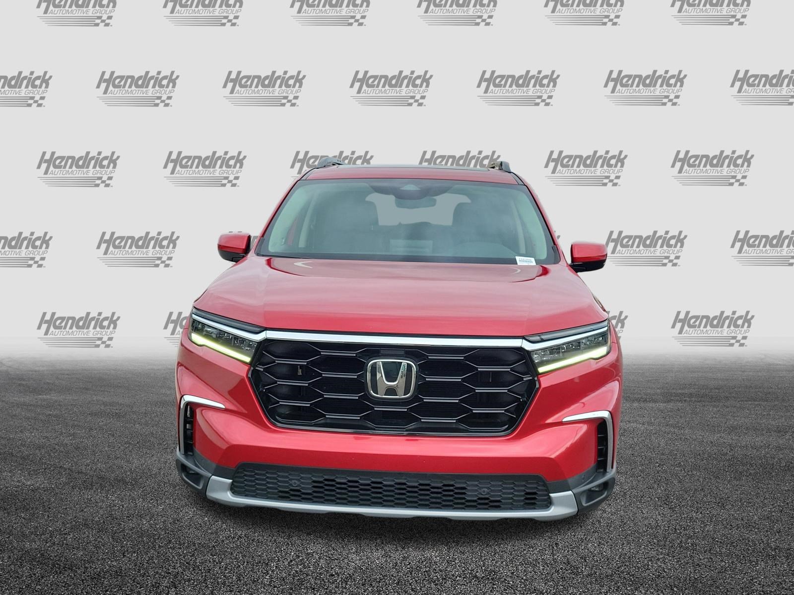 Used 2023 Honda Pilot Touring image 9