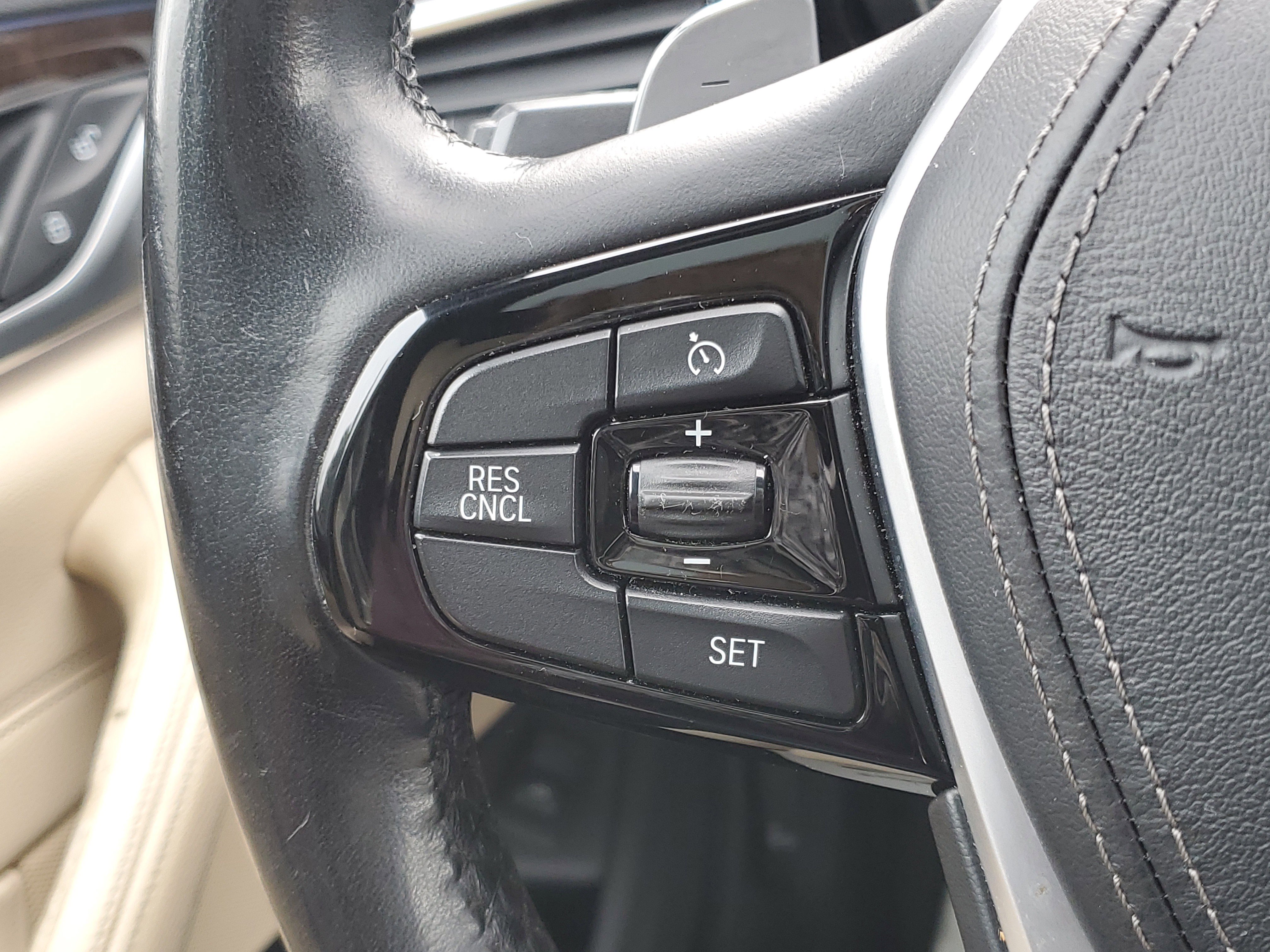 Used 2018 BMW 530i xDrive image 12