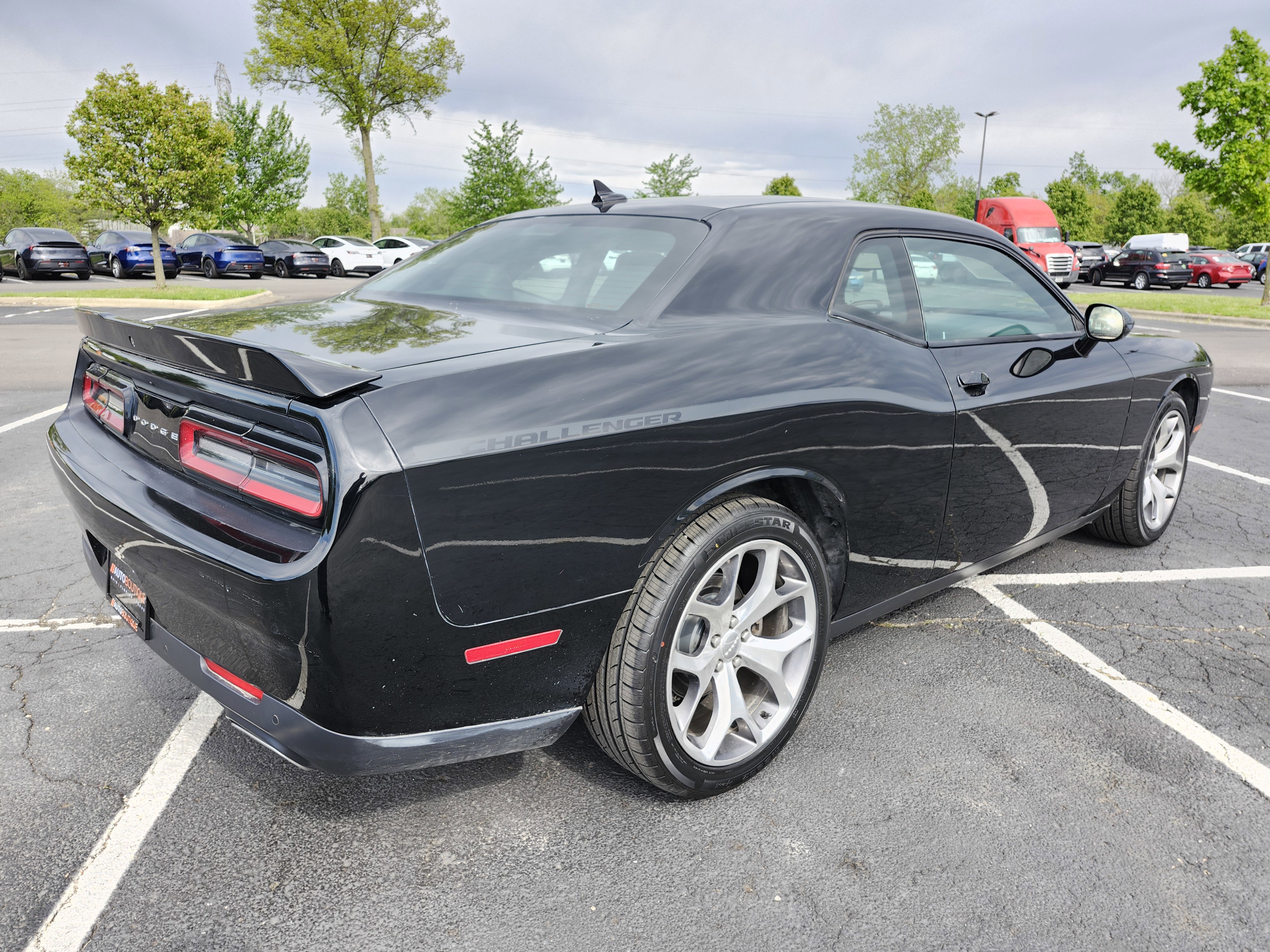 Used 2015 Dodge Challenger SXT Plus RWD image 18