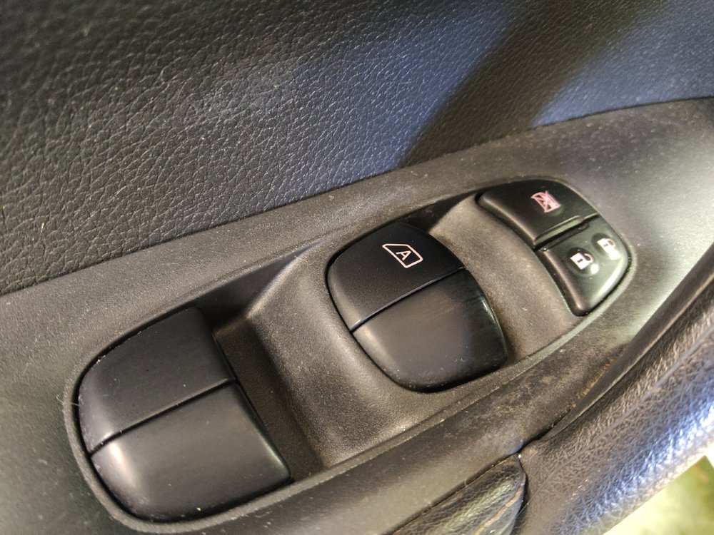 Used 2019 Nissan Rogue Sport S w/ Appearance Package image 27