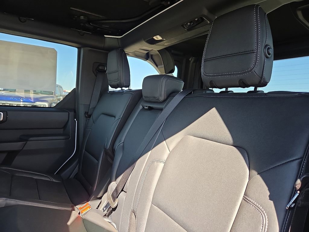 New 2025 Ford Bronco Big Bend w/ Black Diamond Package image 19