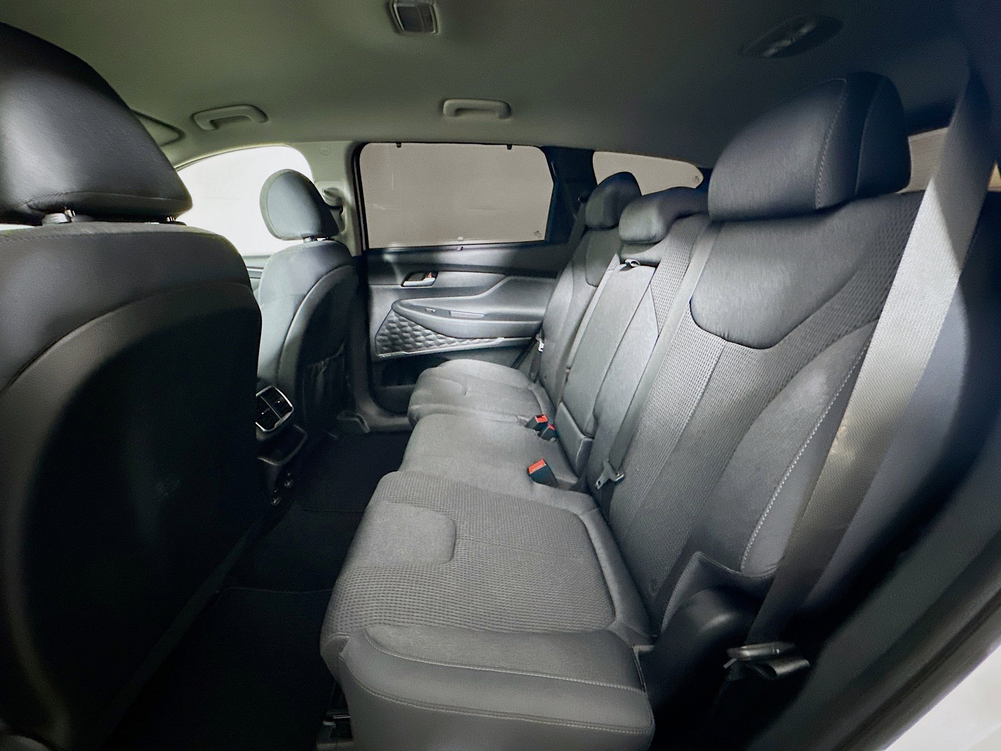Used 2019 Hyundai Santa Fe SEL FWD image 26