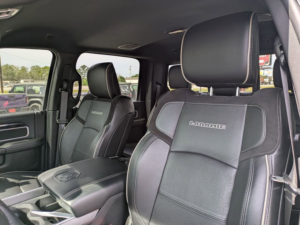 Used 2022 RAM 3500 Laramie image 15