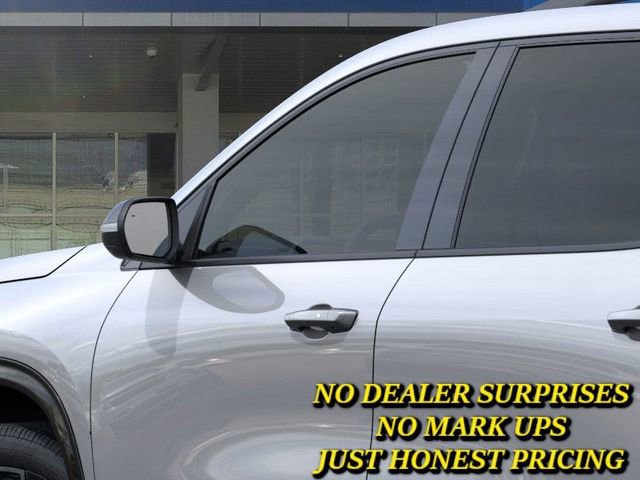 New 2026 Chevrolet Traverse RS FWD image 12