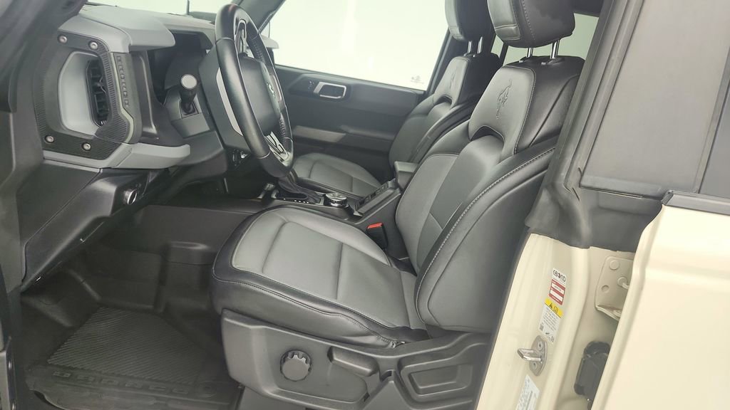 Used 2022 Ford Bronco Everglades image 15