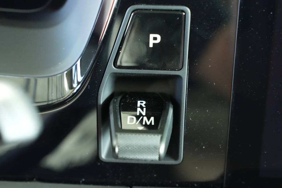 Certified 2025 Porsche Panamera 4 AWD/4WD image 17