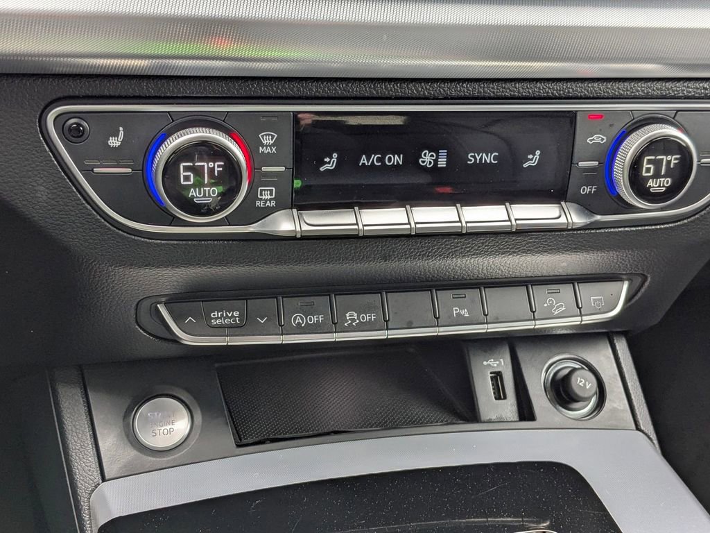 Used 2025 Audi Q5 2.0T Premium image 25