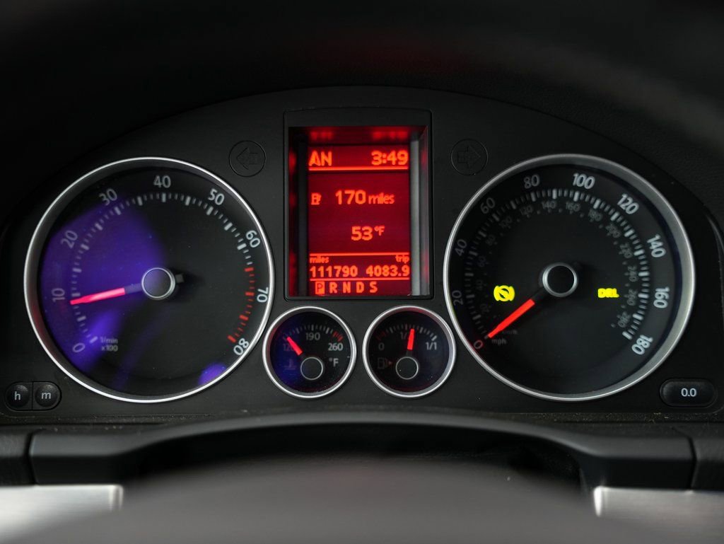 Used 2009 Volkswagen GTI 4-Door image 16