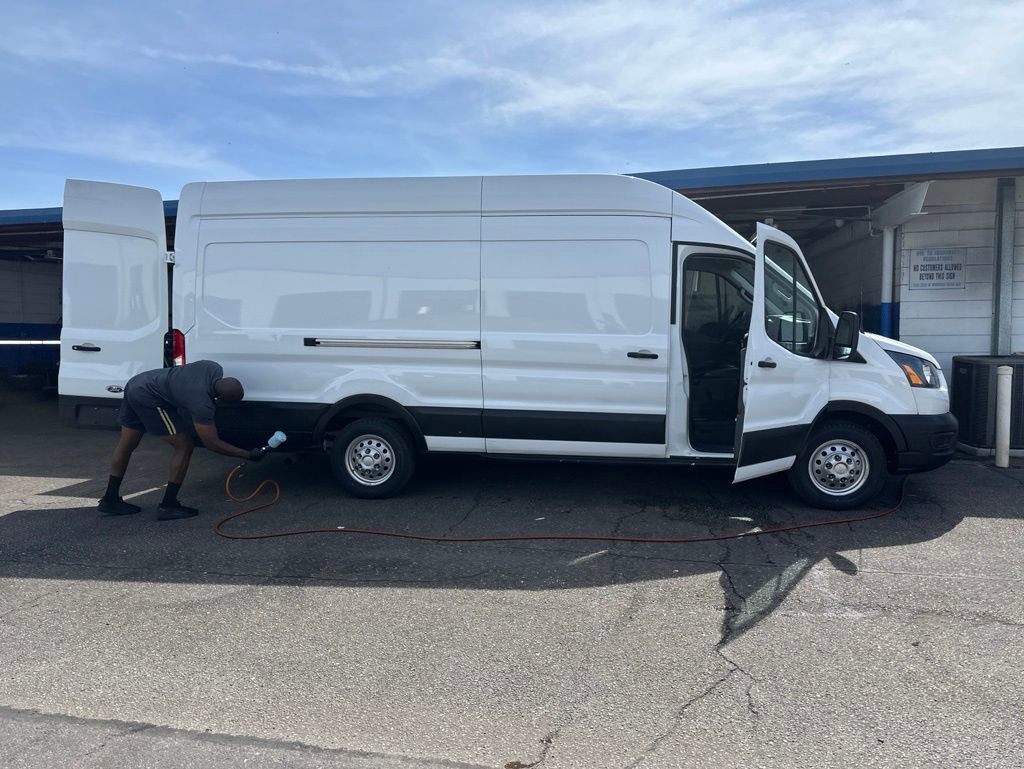Used 2024 Ford Transit 250 148 High Roof Extended AWD w/ Load Area Protection Package image 4