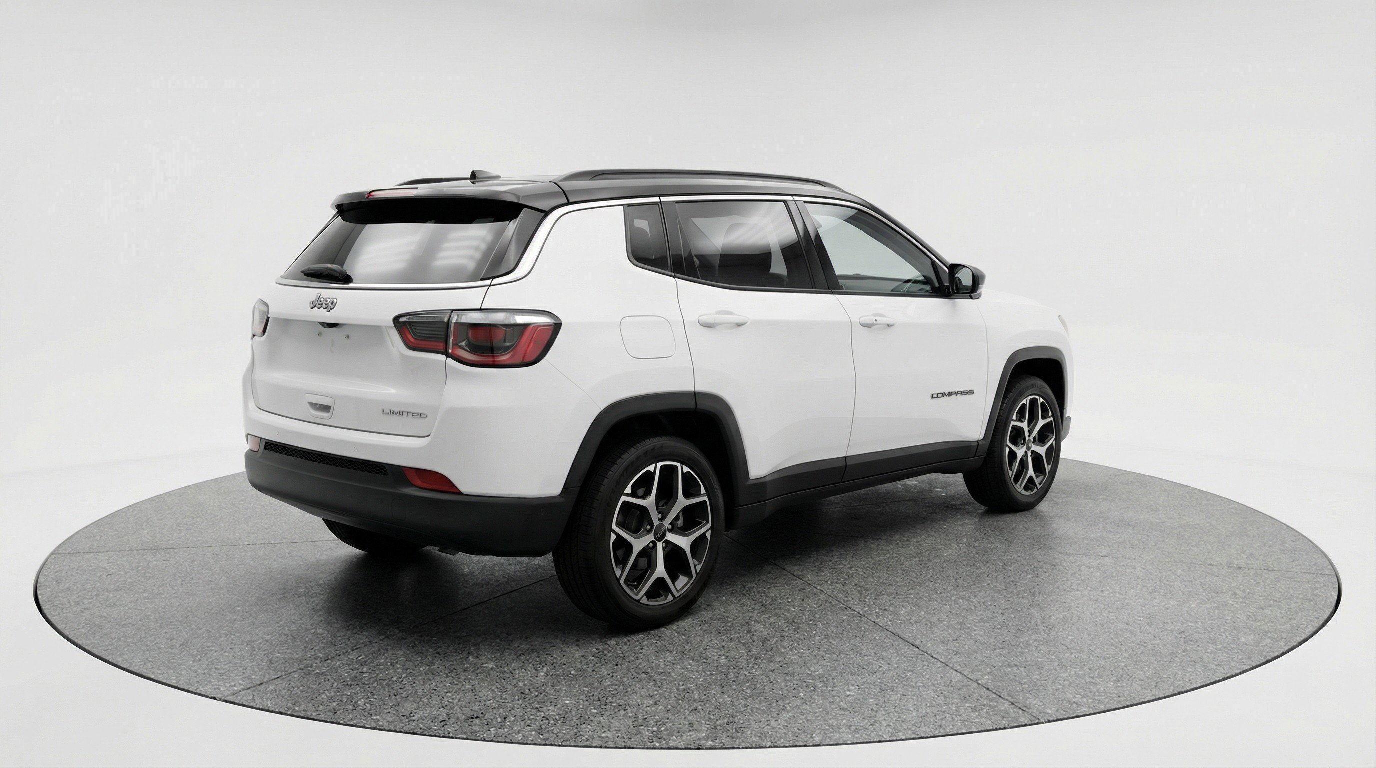 Used 2025 Jeep Compass Limited AWD/4WD image 9