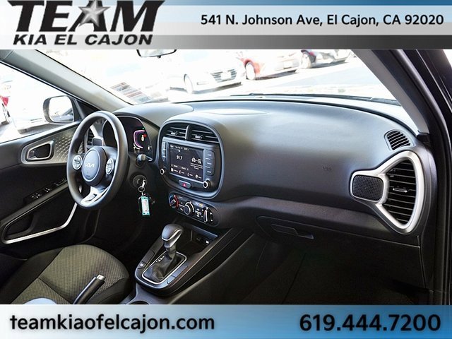 Used 2025 Kia Soul LX image 10