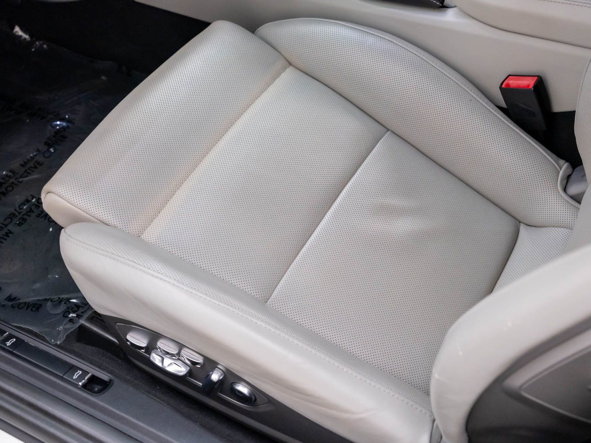 Used 2018 Porsche 718 Boxster GTS image 16