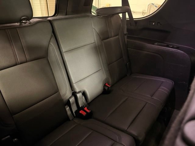 Used 2023 Chevrolet Suburban RST w/ Luxury Package AWD/4WD image 26