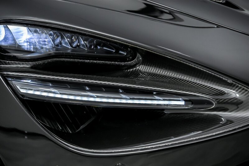 Used 2020 McLaren 720S Performance RWD image 5