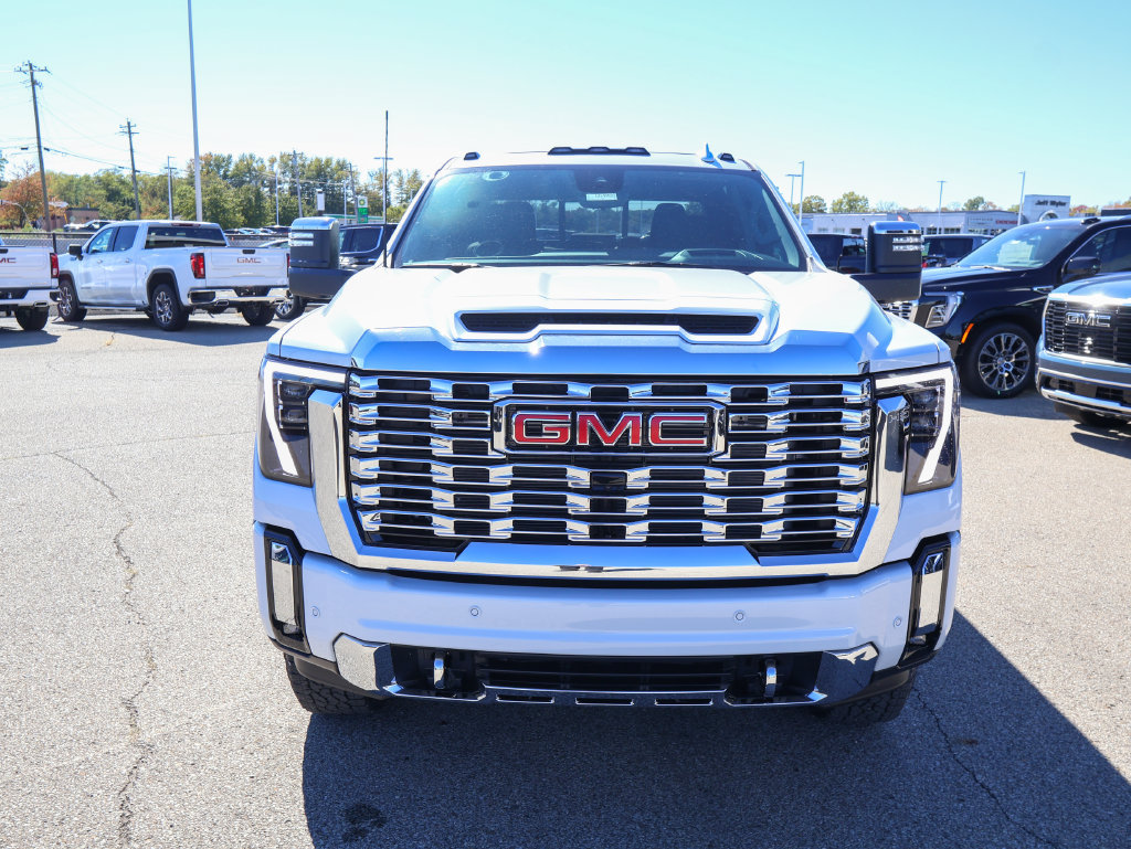 New 2026 GMC Sierra 3500 Denali w/ Denali Reserve Package AWD/4WD image 33