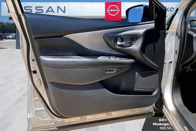 Used 2017 Nissan Murano Platinum w/ Platinum Technology Package AWD/4WD image 19