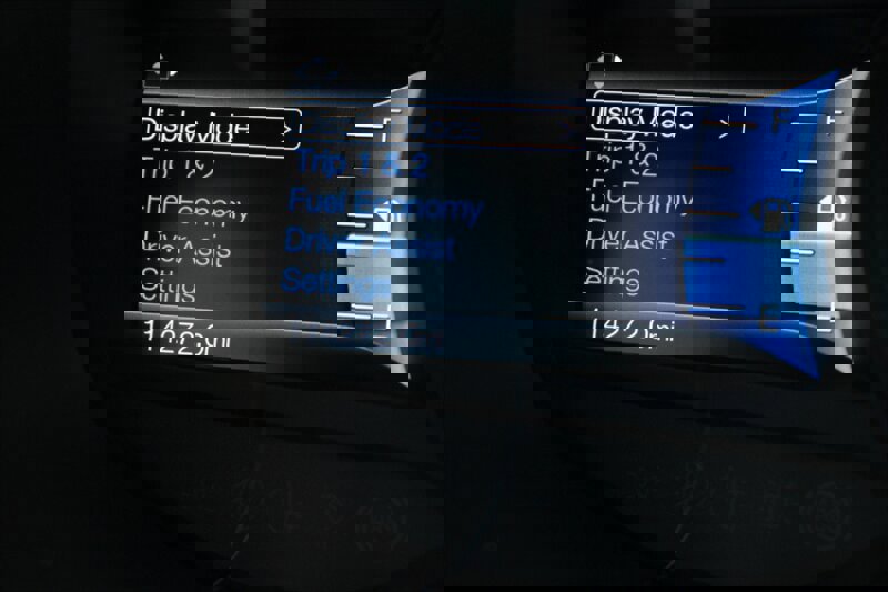 Used 2016 Ford Edge Titanium image 7