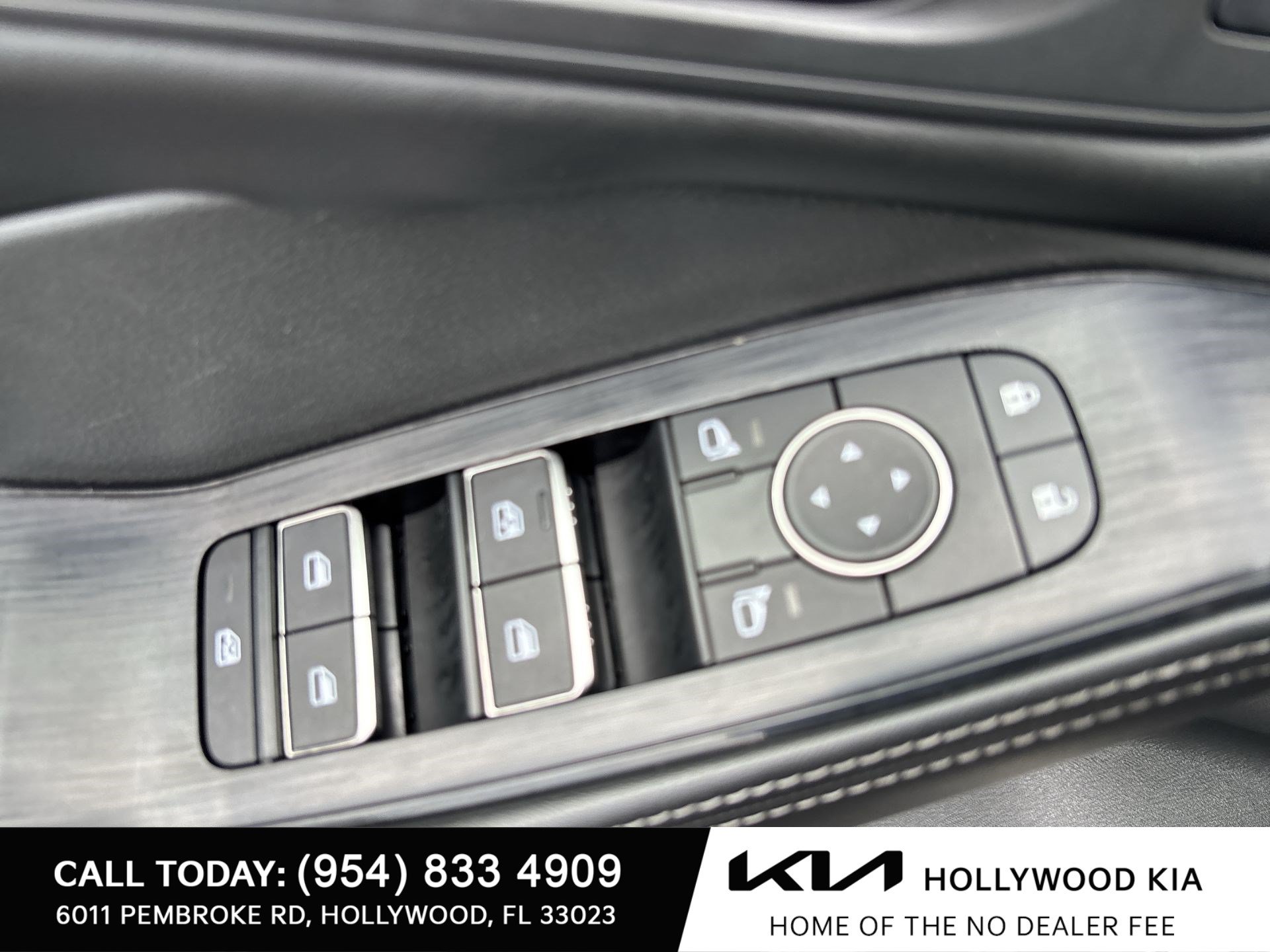 Used 2023 Nissan Rogue SL w/ SL Premium Package FWD image 15