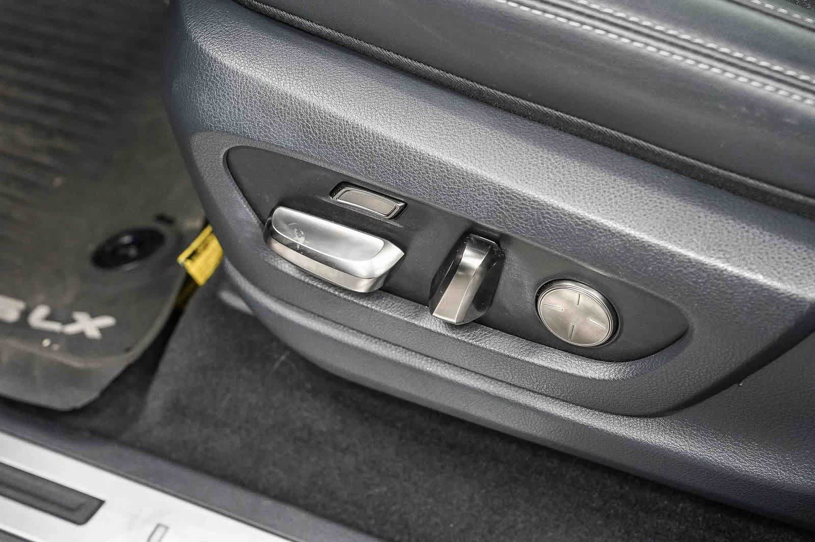 Used 2024 Lexus LX 600 4WD w/ Interior Upgrade Package image 23