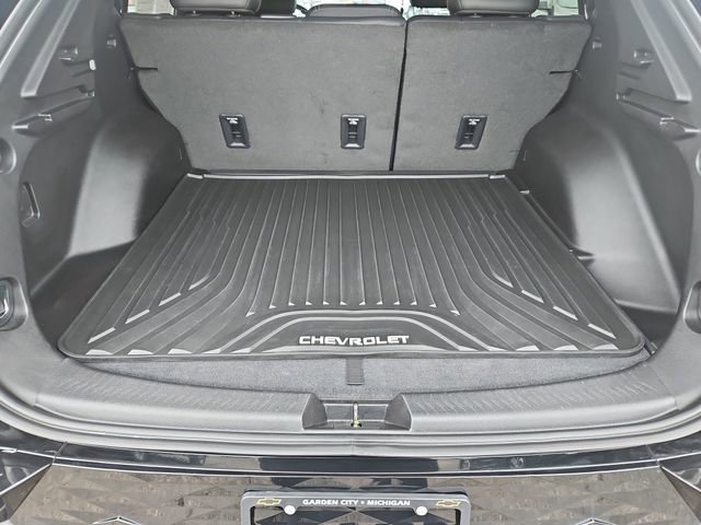 Used 2024 Chevrolet Equinox EV RS FWD image 22