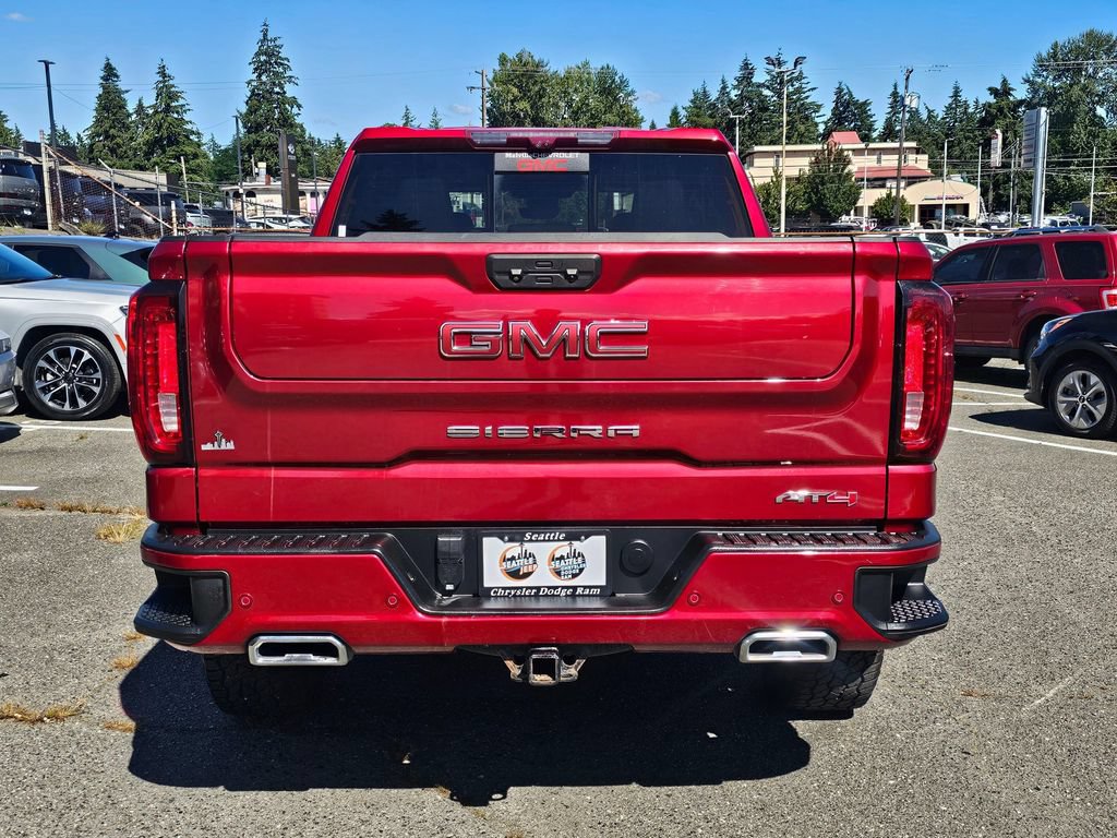 Used 2022 GMC Sierra 1500 AT4 w/ AT4 Premium Package AWD/4WD image 7