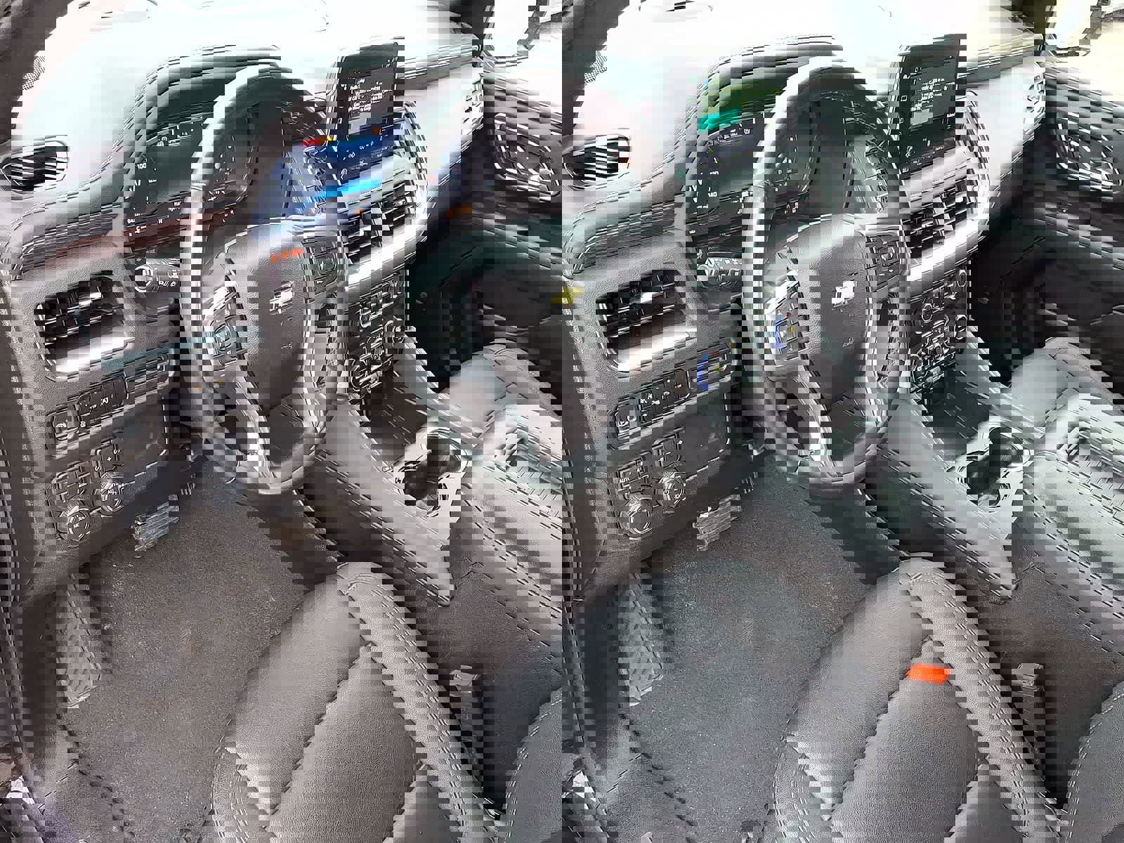 Used 2024 Chevrolet Tahoe LT image 16