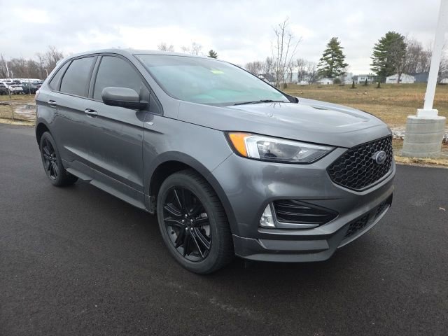 Used 2022 Ford Edge ST-Line w/ Class II Trailer Tow Package image 1