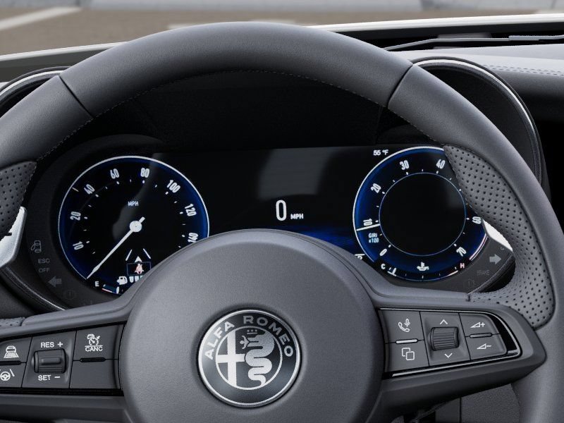 New 2025 Alfa Romeo Giulia w/ Driving Assist Package RWD image 18