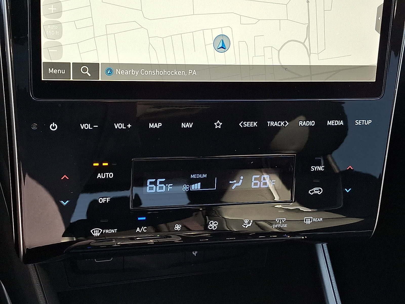 Certified 2023 Hyundai Tucson Limited AWD/4WD image 16