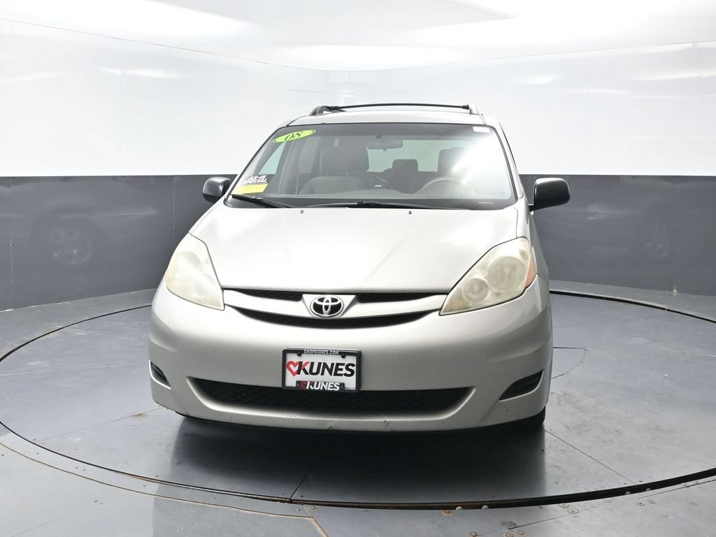 Used 2008 Toyota Sienna CE FWD image 4
