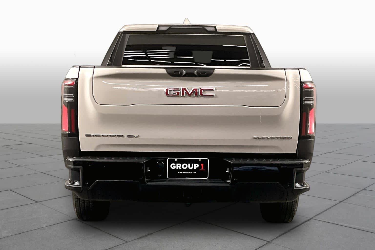 Used 2026 GMC Sierra EV Elevation AWD/4WD image 4