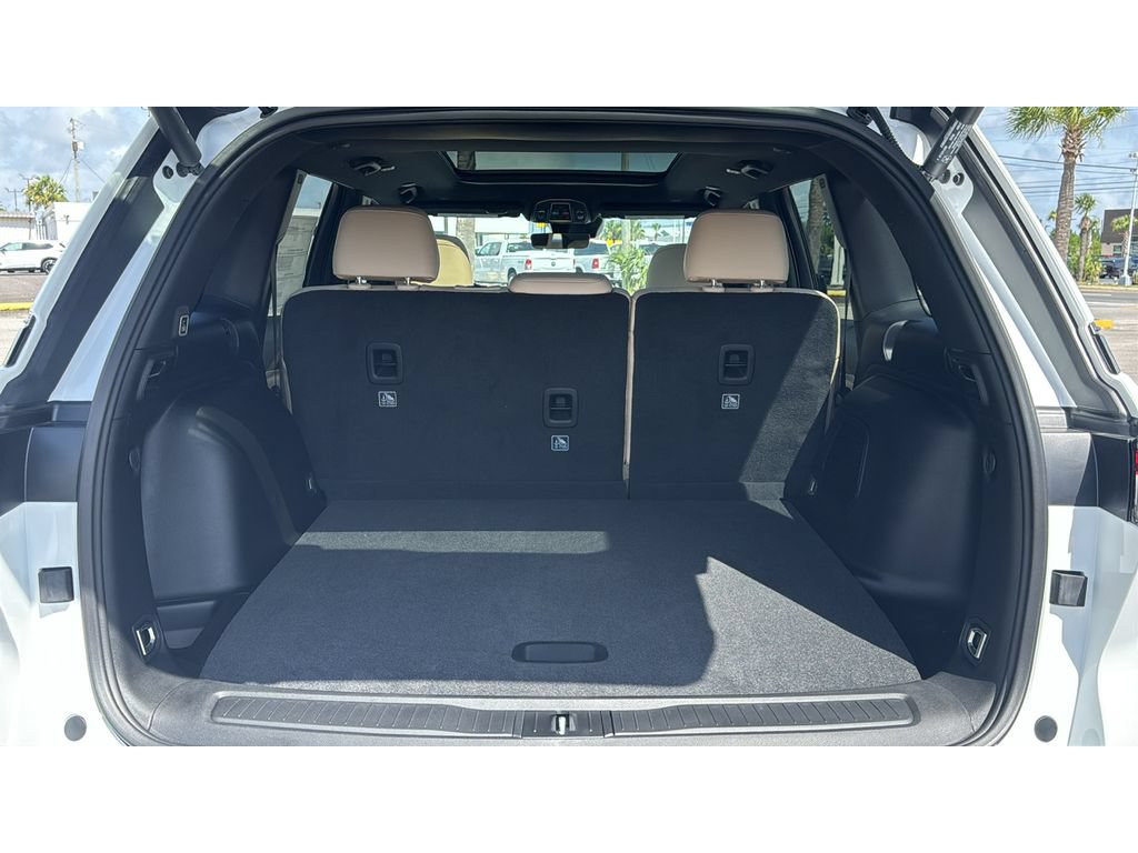New 2026 Jeep Grand Cherokee Limited w/ Limited Altitude Package RWD image 14