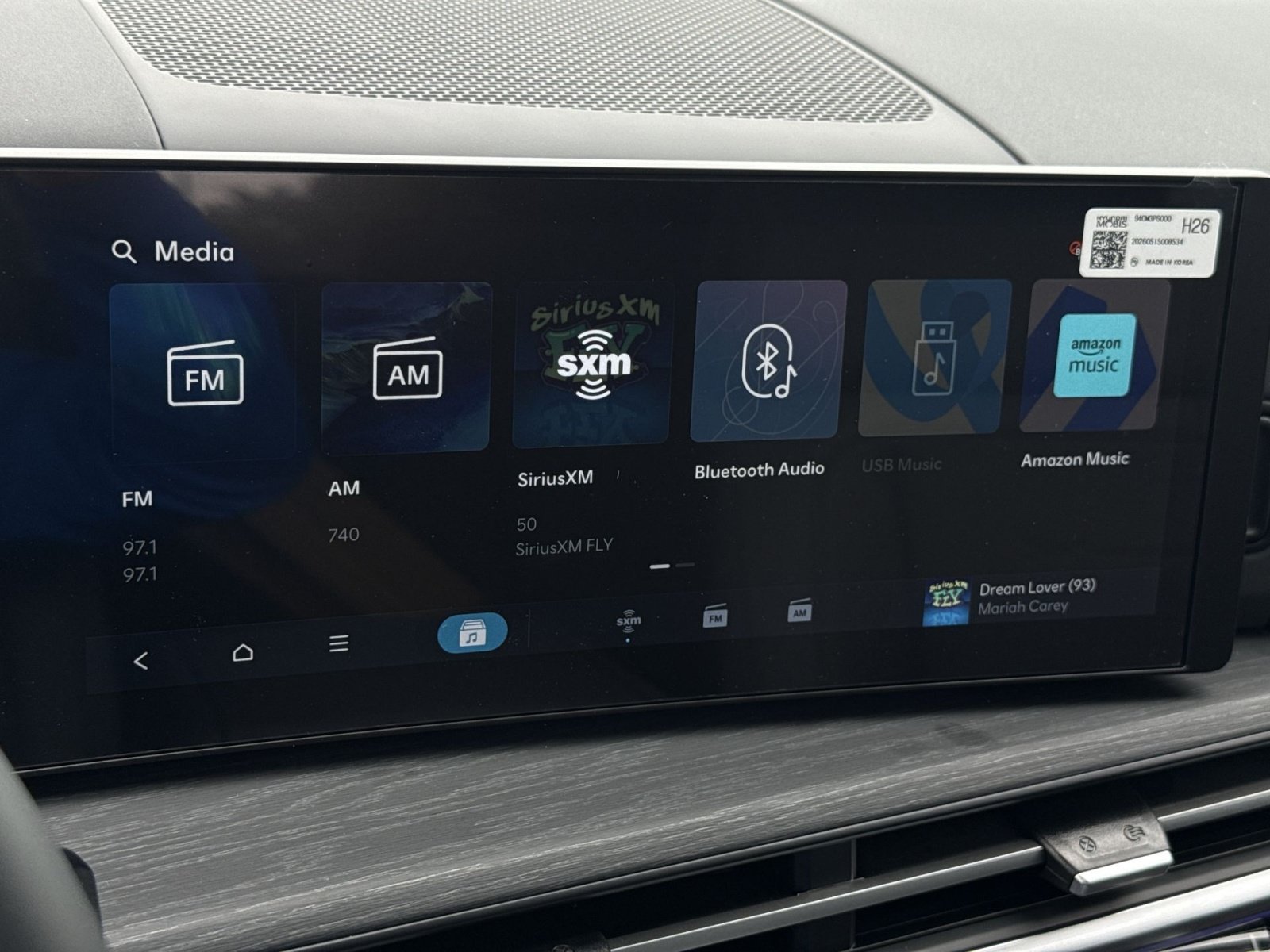 New 2027 Hyundai Santa Fe Limited FWD image 18