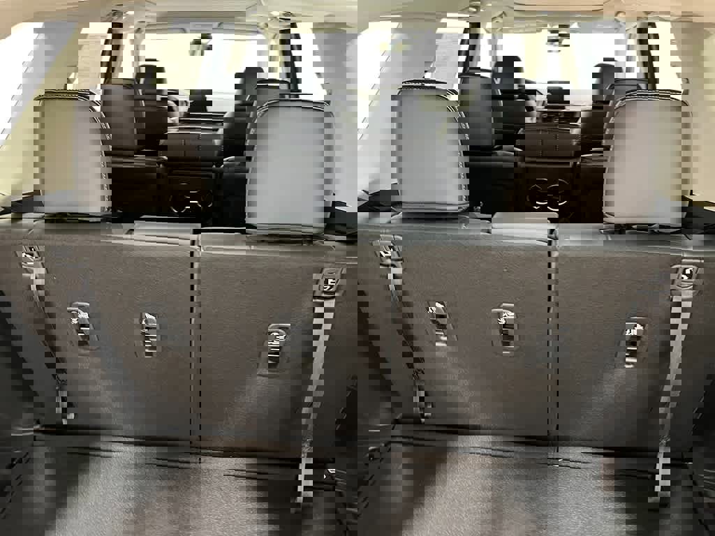 New 2025 Honda Pilot Touring image 33