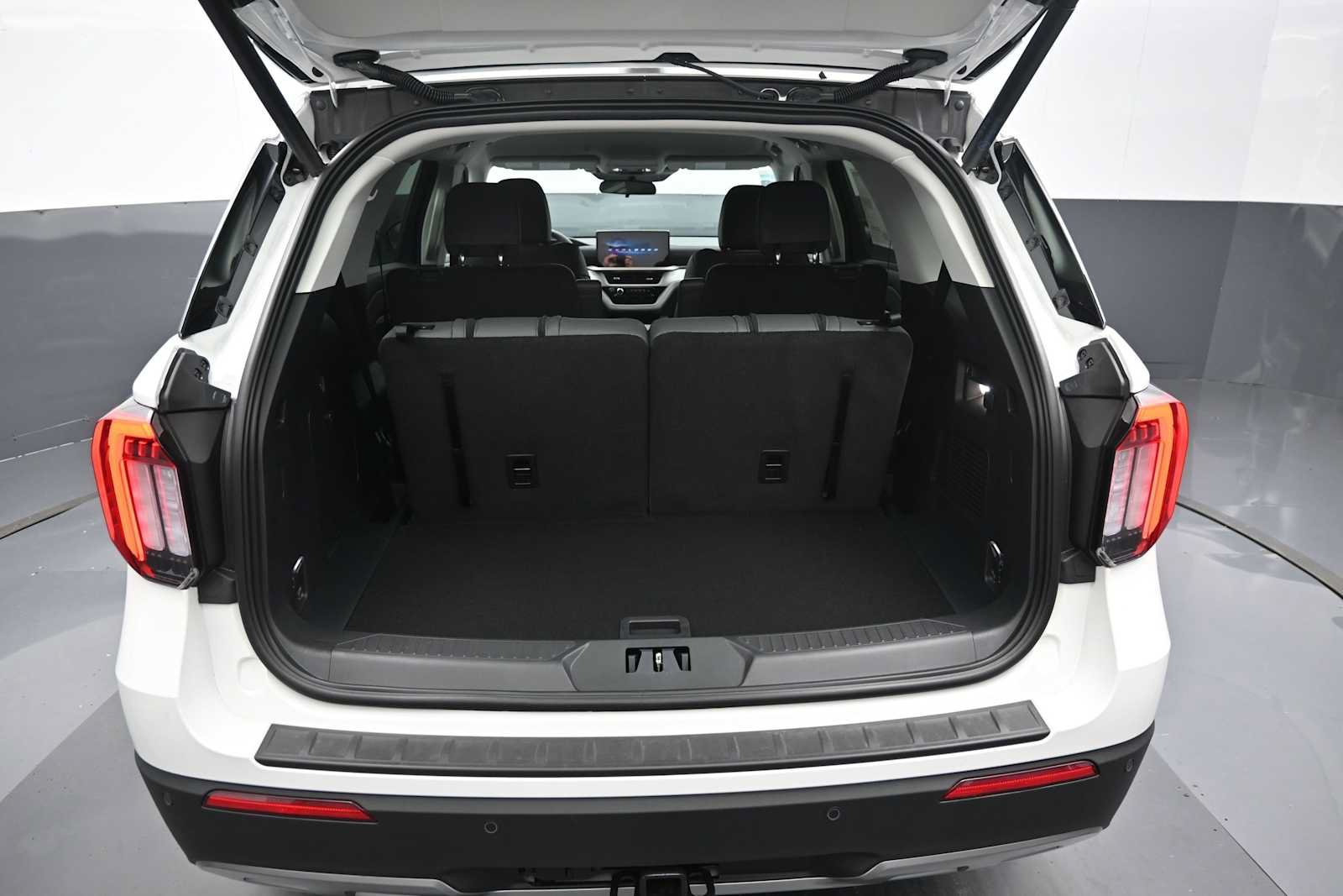 New 2026 Ford Explorer Active w/ Active Comfort Package AWD/4WD image 26