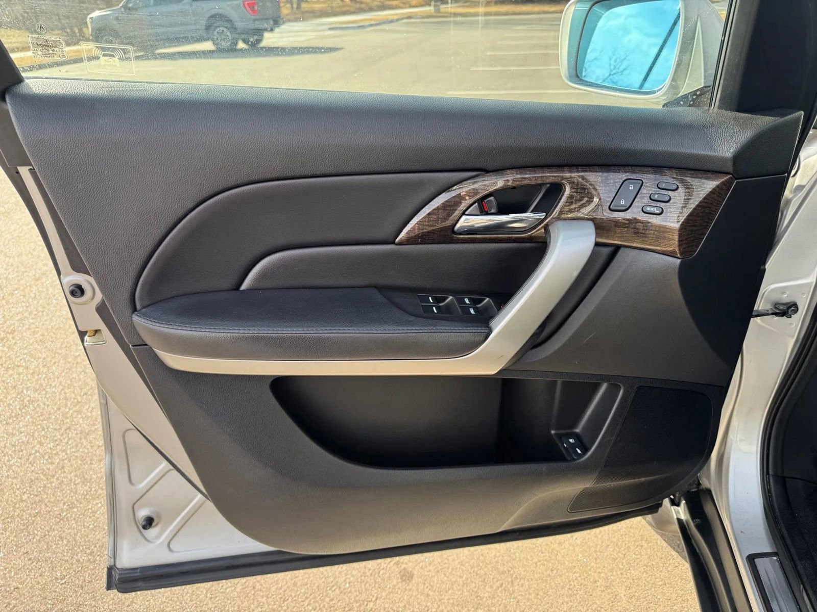 Used 2011 Acura MDX w/ Technology & Entertainment image 7