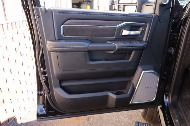 Used 2025 RAM 3500 Laramie image 11