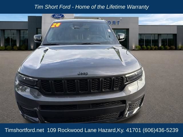 Used 2024 Jeep Grand Cherokee L Laredo AWD/4WD image 3