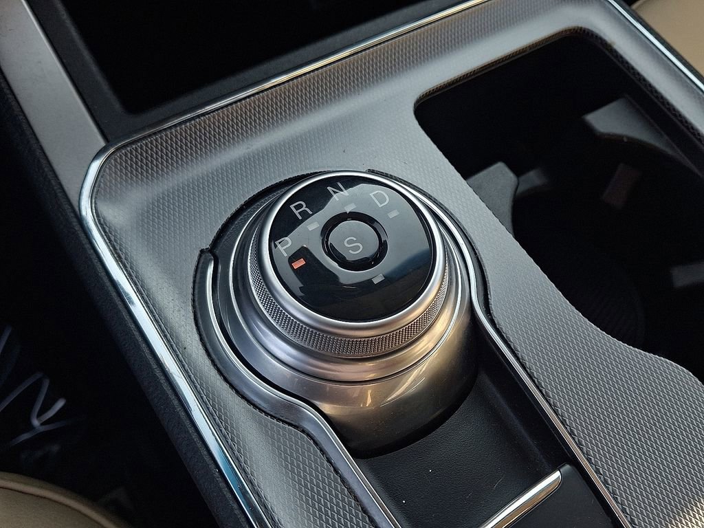 Used 2021 Ford Edge SEL w/ Convenience Package image 15