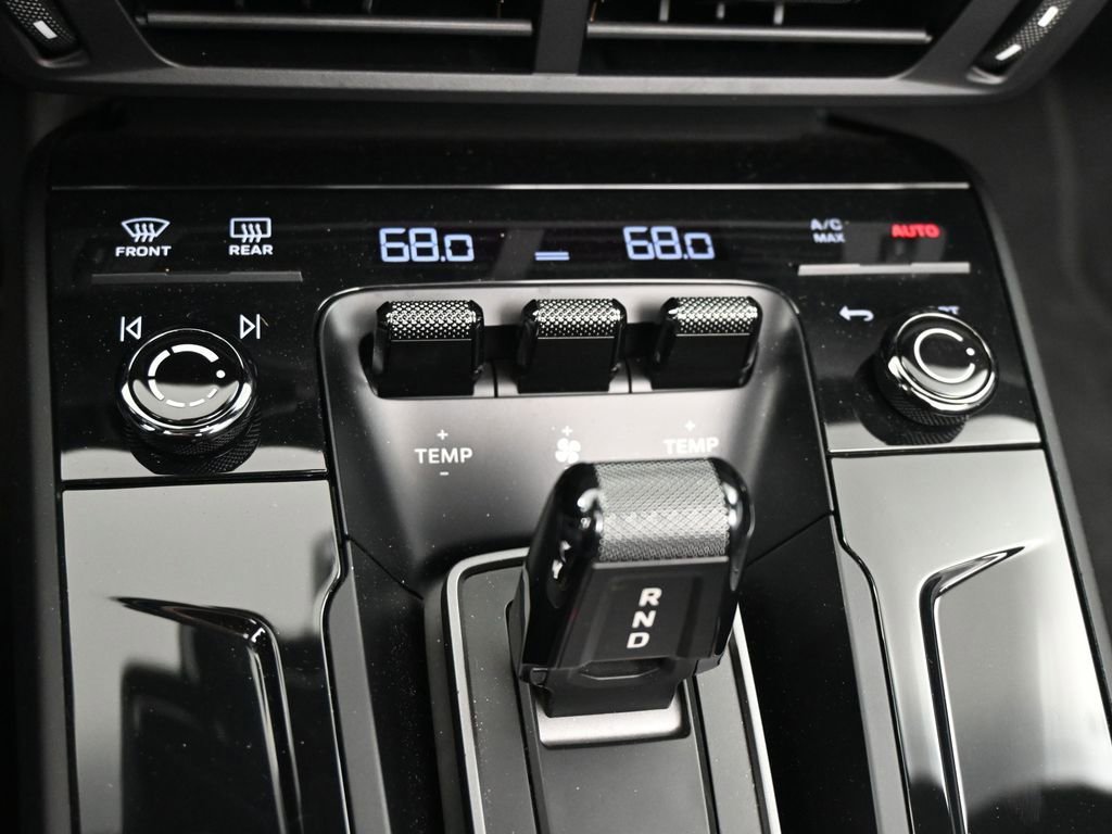 New 2025 Porsche 911 Carrera RWD image 15