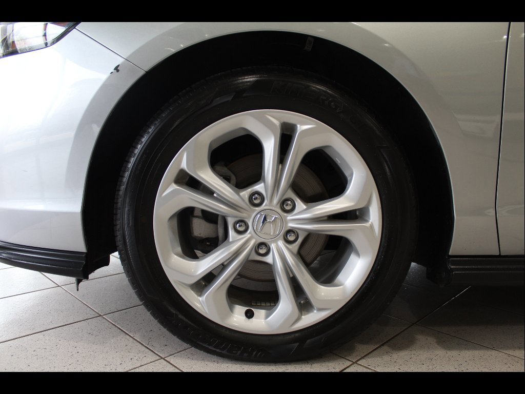 Certified 2024 Honda Accord LX image 9