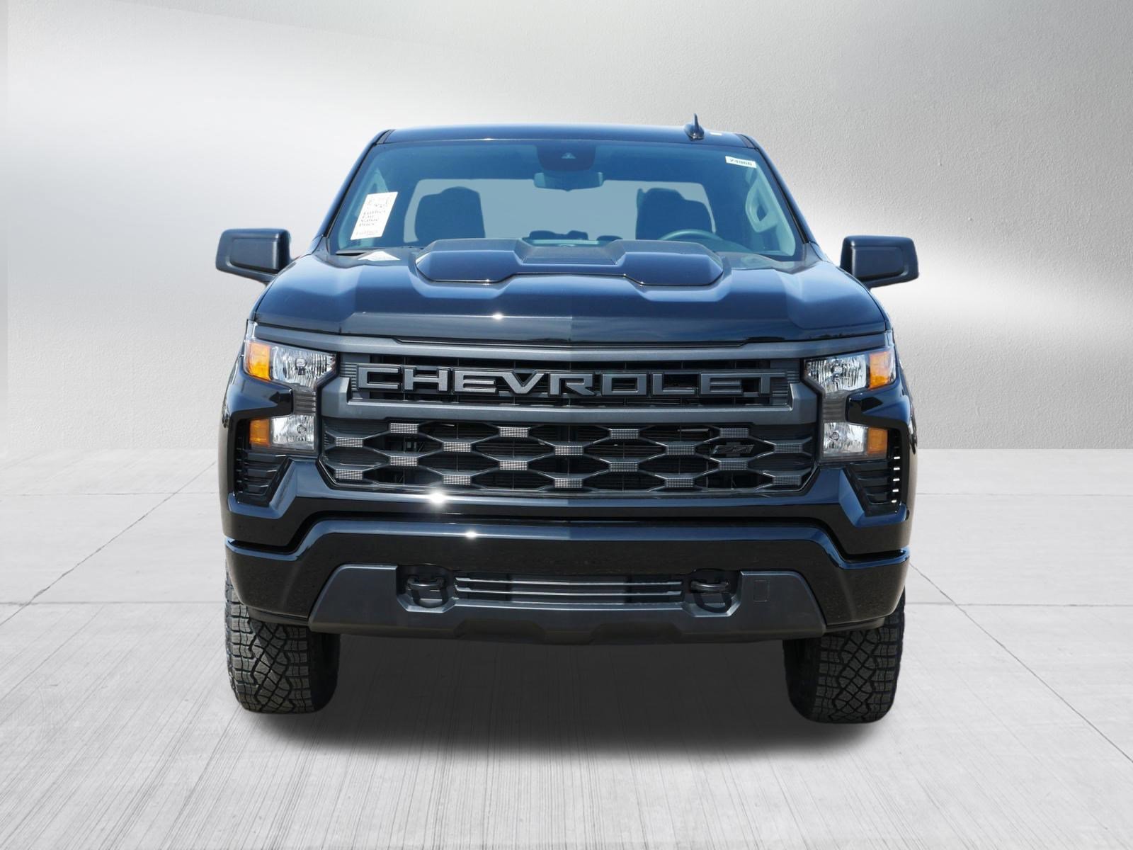 New 2026 Chevrolet Silverado 1500 Custom Trail Boss w/ Midnight Edition image 8